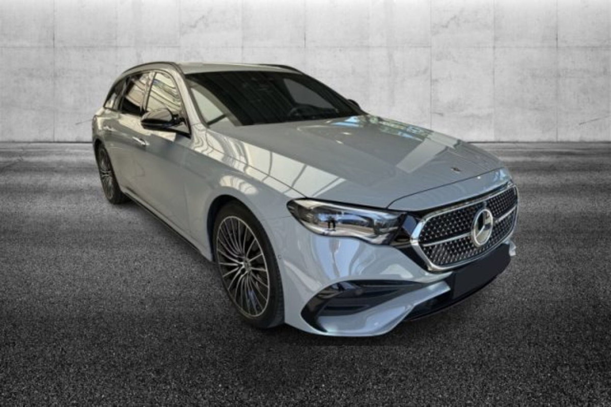 Mercedes-Benz Classe E Station Wagon 220 d AMG Line Premium auto (2)