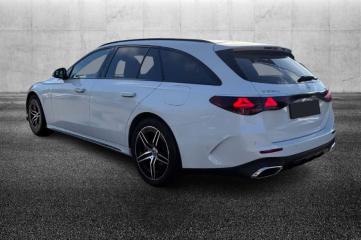 Mercedes-Benz Classe E Station Wagon 200 AMG Line Advanced Plus auto (4)