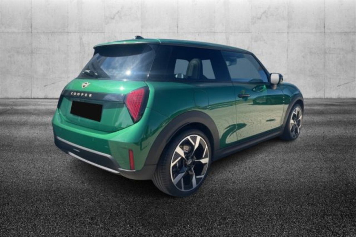 MINI Mini 3p 1.5 C Favoured auto (4)