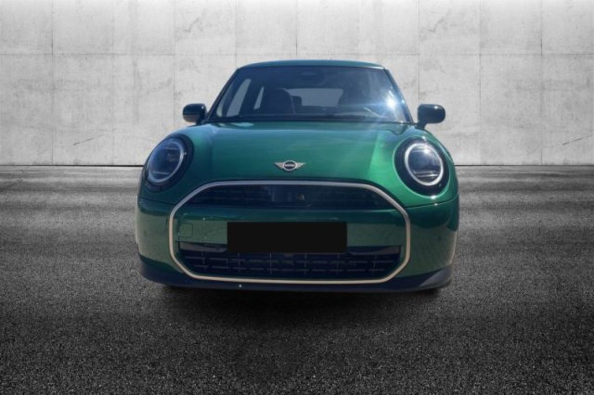 MINI Mini 3p 1.5 C Favoured auto (5)