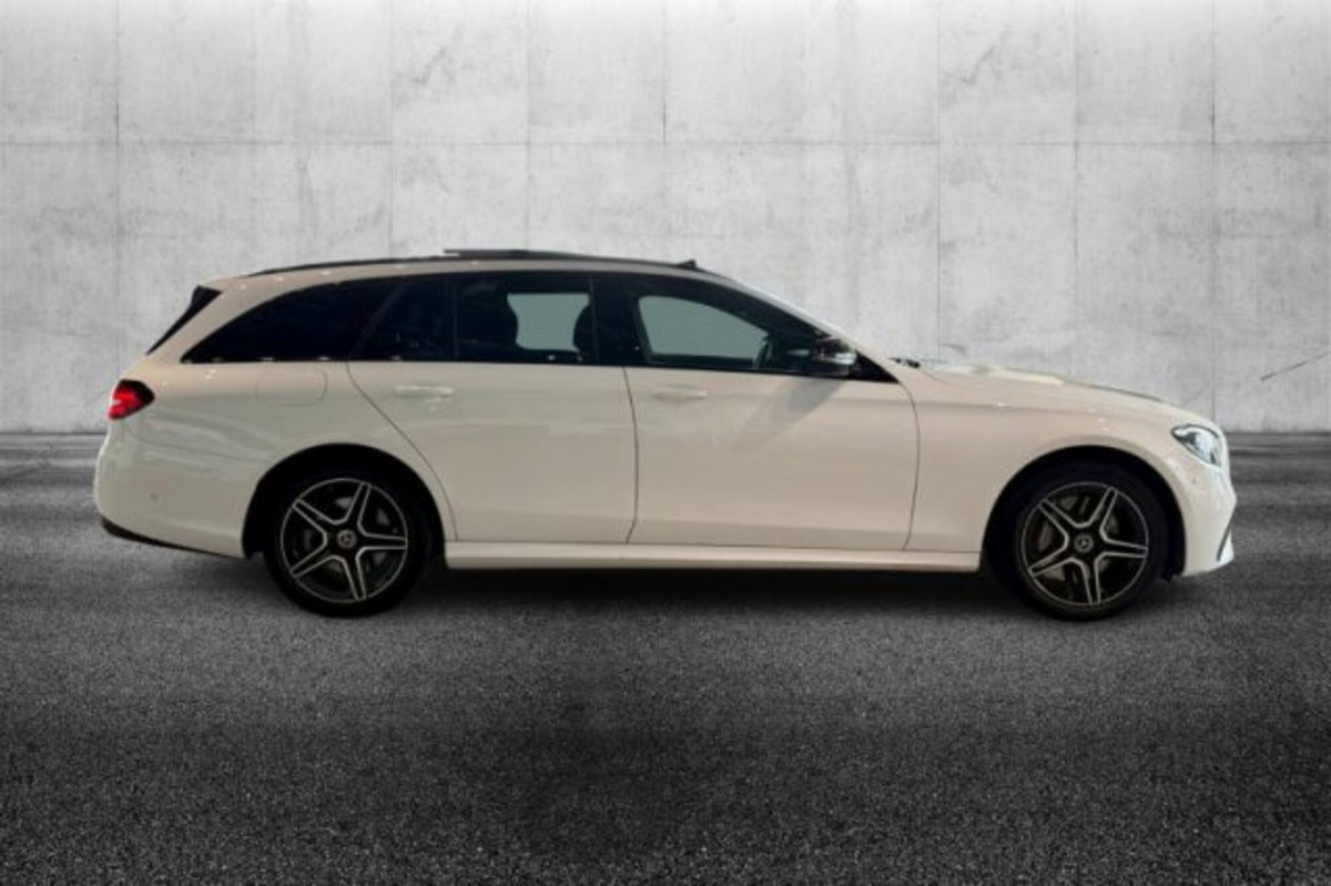 Mercedes-Benz Classe E Station Wagon 300 e Auto Plug in hybrid Premium Plus (5)