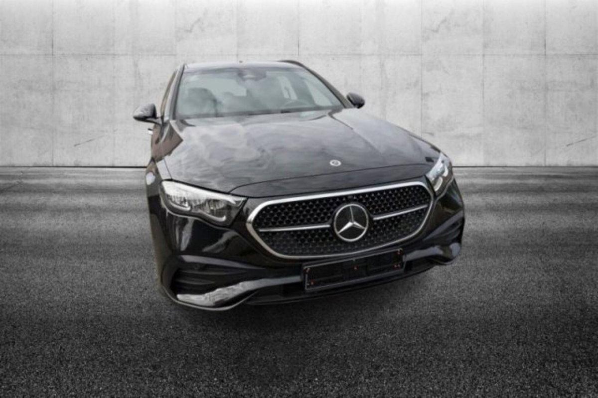 Mercedes-Benz Classe E Station Wagon 220 d AMG Line Advanced auto (2)