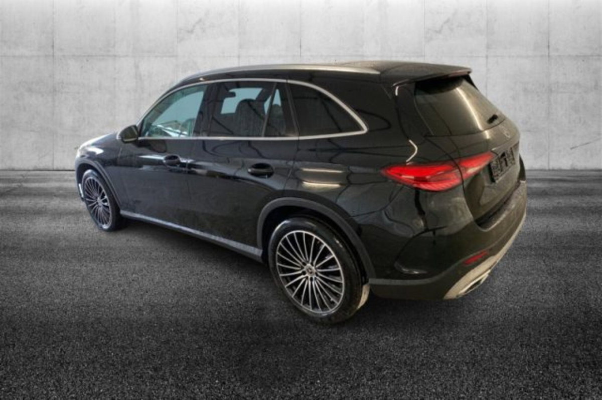 Mercedes-Benz GLC 220 d 4Matic Mild Hybrid AMG Advanced Plus (4)