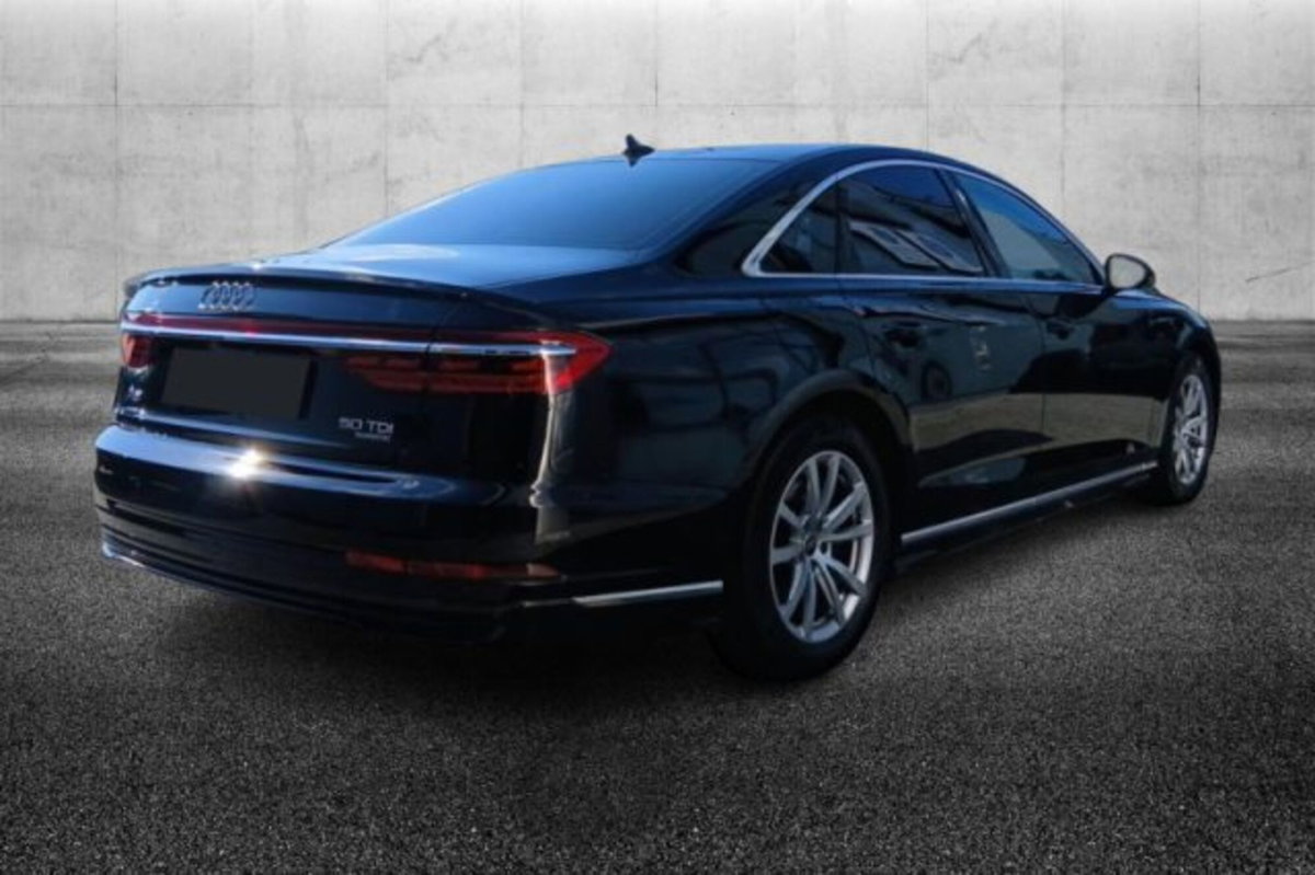 Audi A8 L 50 TDI 3.0 quattro tiptronic (2)