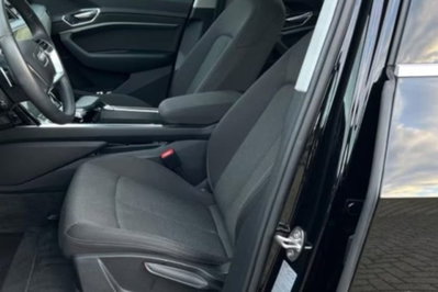 Audi e-tron Sportback 50 quattro Business (6)