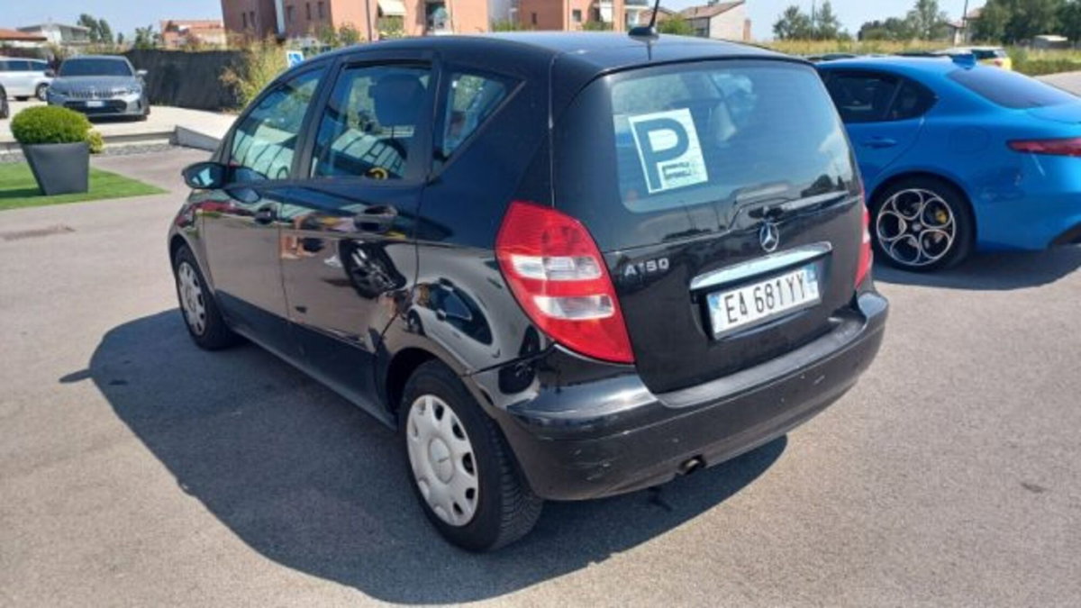 Mercedes-Benz Classe A 150 Classic (2)