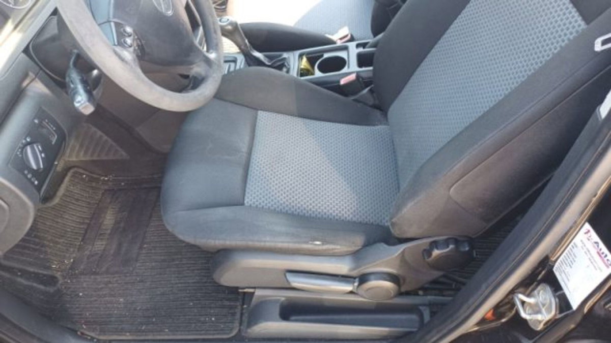 Mercedes-Benz Classe A 150 Classic (7)