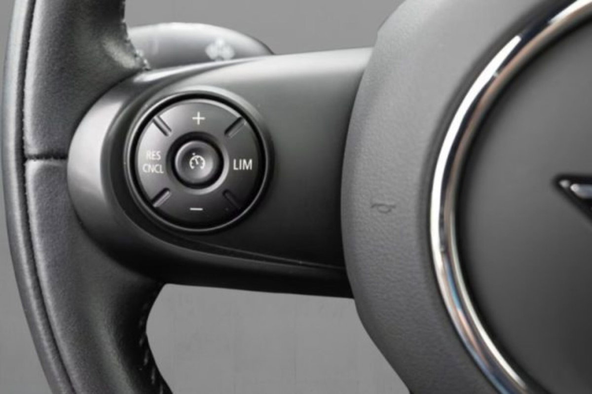 MINI Mini 1.5 Cooper Classic (8)