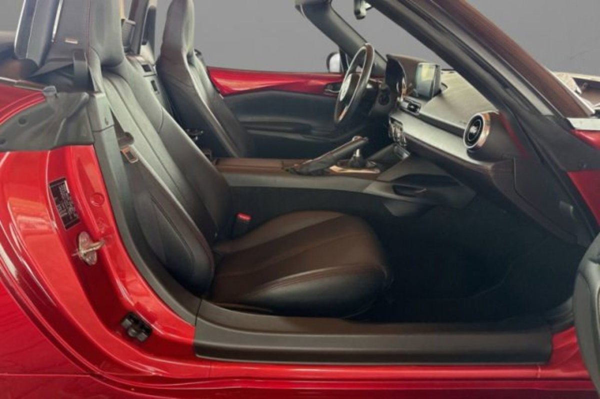 Mazda MX-5 2.0L Skyactiv-G Sport (8)