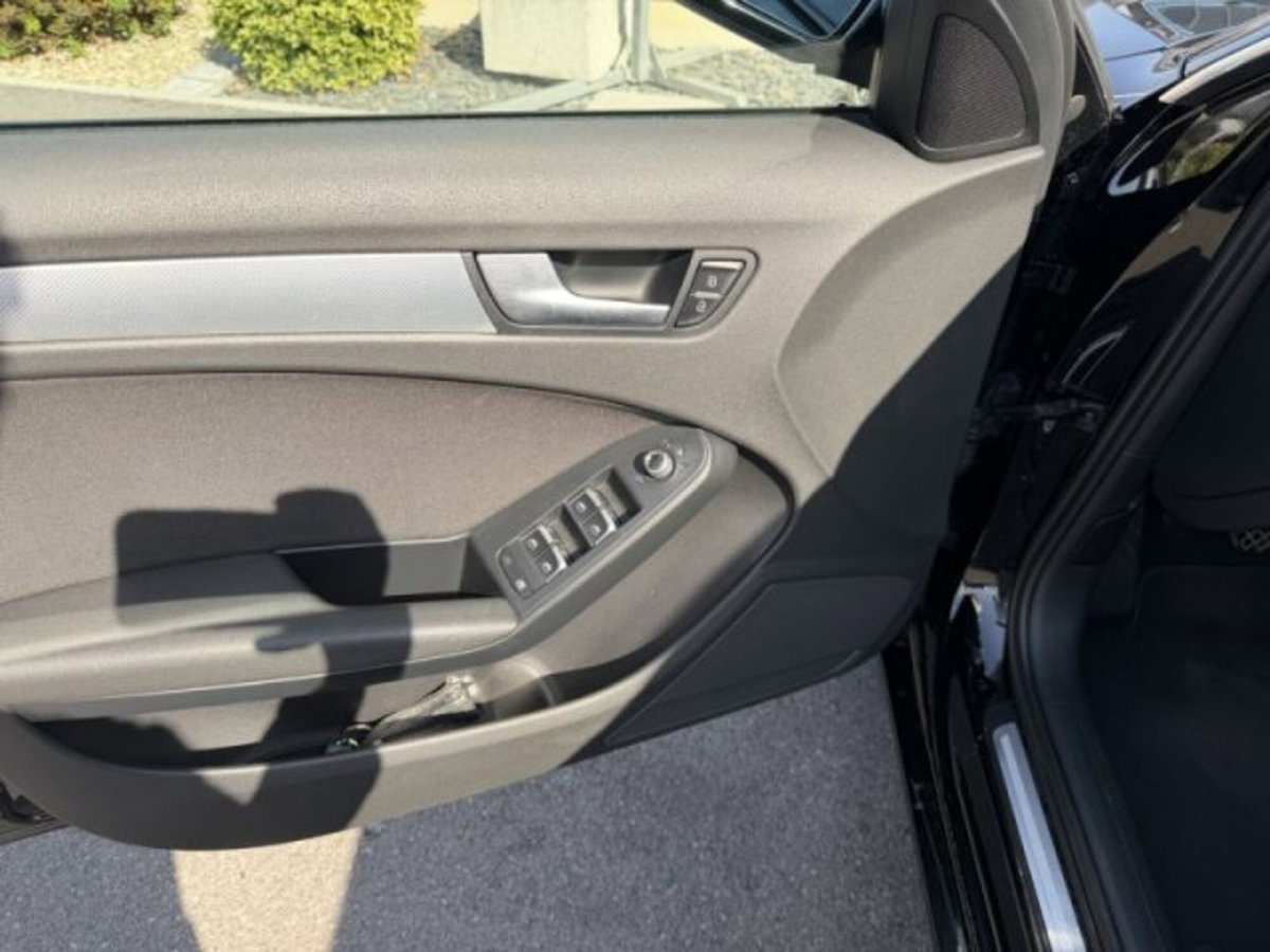 Audi A4 Avant 2.0 TDI 120 CV Business Plus (8)