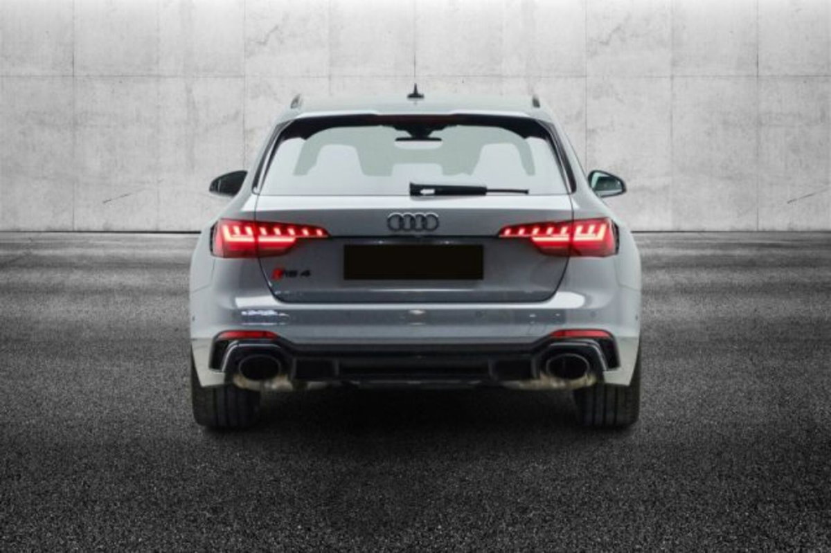 Audi RS 4 Avant 4 (5)