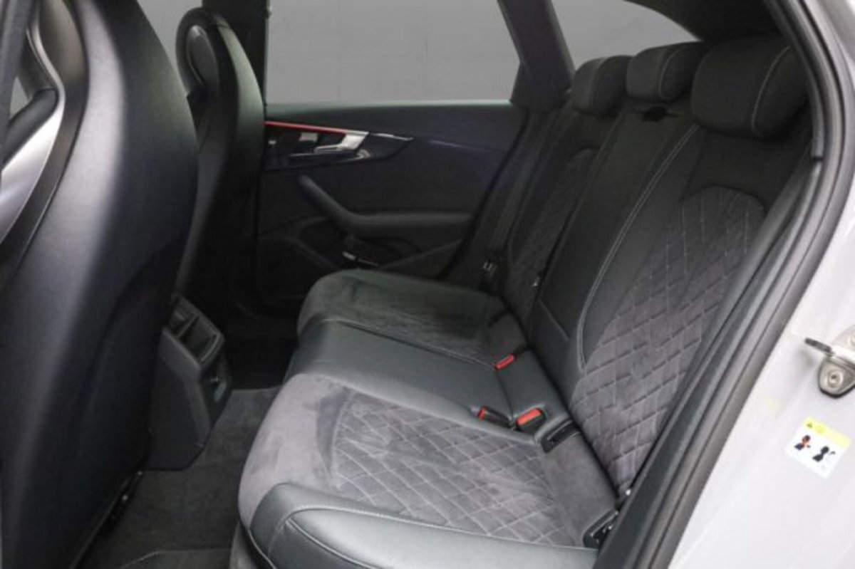 Audi RS 4 Avant 4 (8)