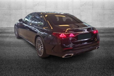 Mercedes-Benz Classe E 300 CDI BlueEFFICIENCY Avantgarde AMG (4)