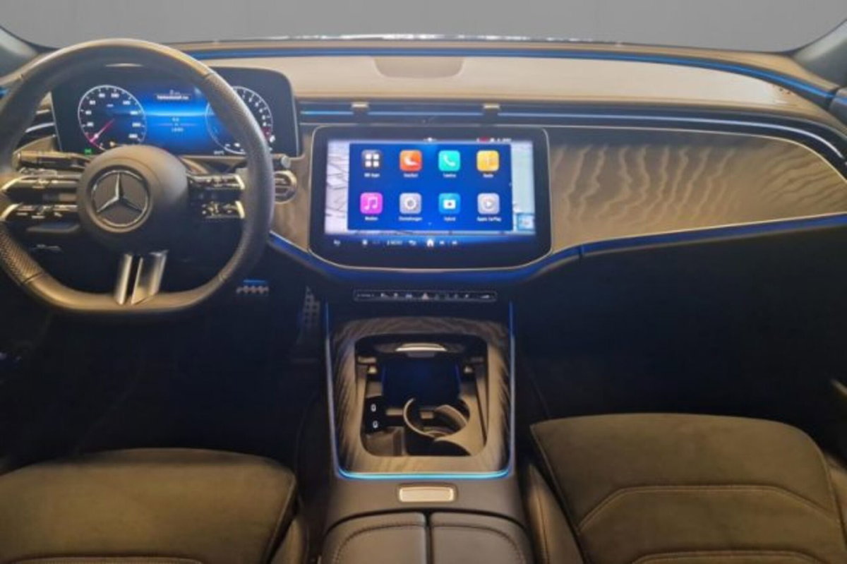 Mercedes-Benz Classe E 300 CDI BlueEFFICIENCY Avantgarde AMG (5)