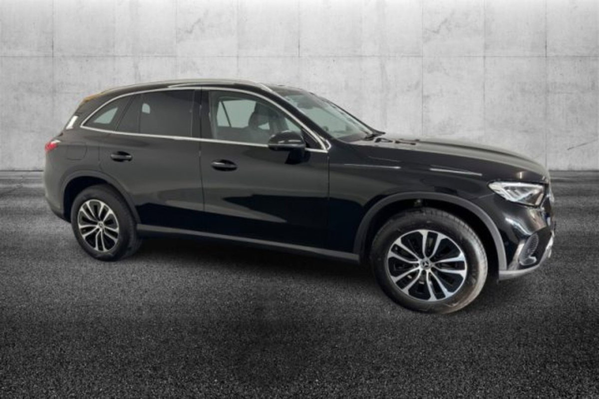 Mercedes-Benz GLC 220 d 4Matic Mild Hybrid AMG Advanced Plus (4)