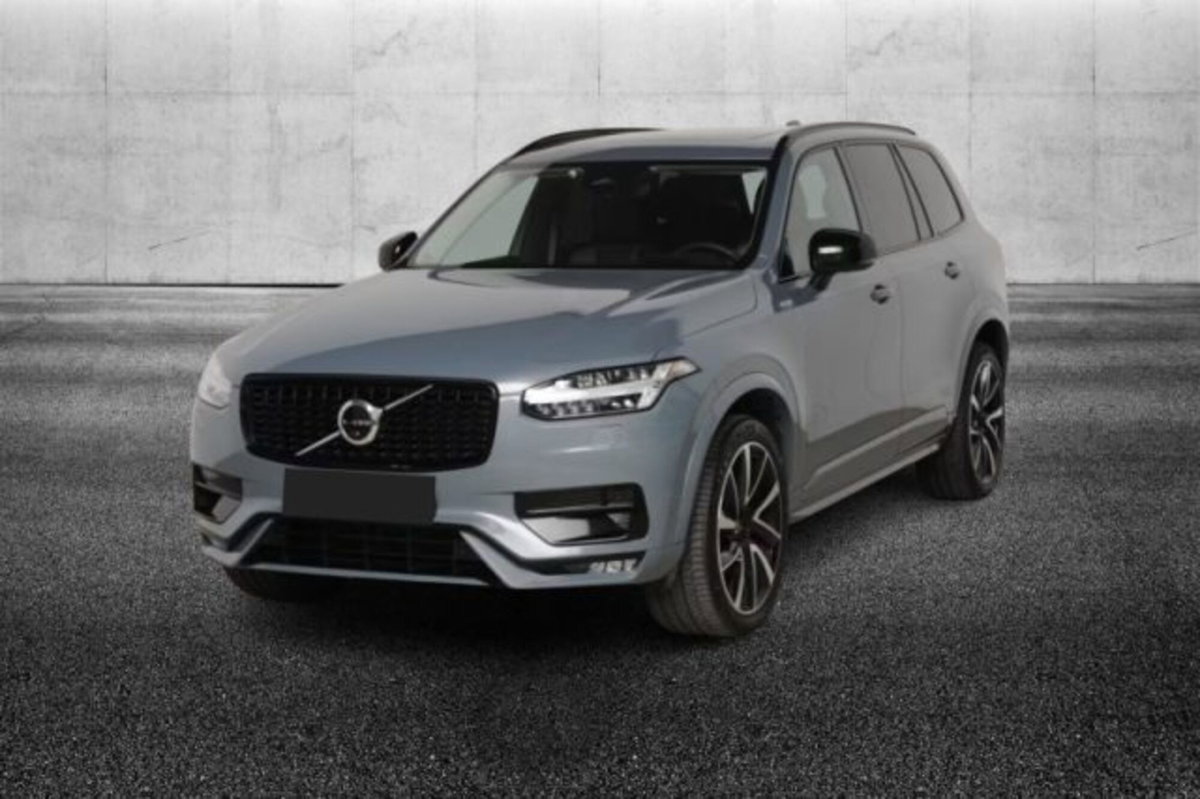 Volvo XC90 B5 (d) AWD automatico 7 posti Ultimate Dark