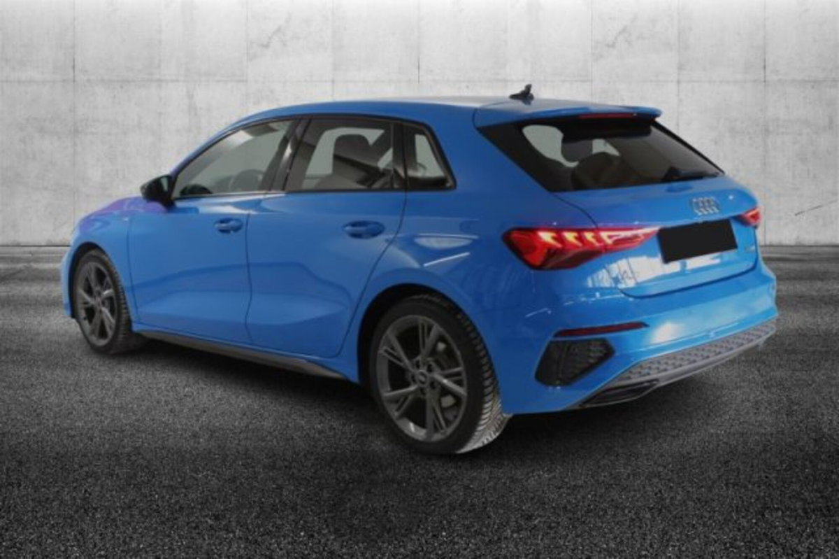 Audi A3 Sportback 35 TDI S tronic S line edition (2)