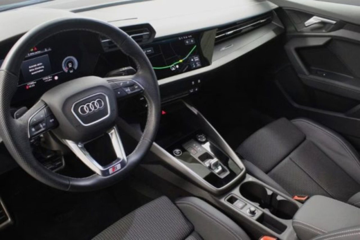Audi A3 Sportback 35 TDI S tronic S line edition (4)