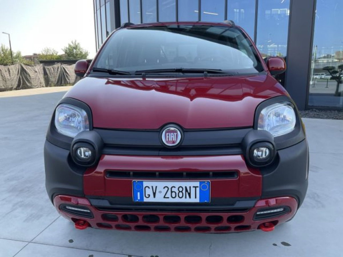Fiat Panda 1.0 FireFly S&S Hybrid City Cross (2)