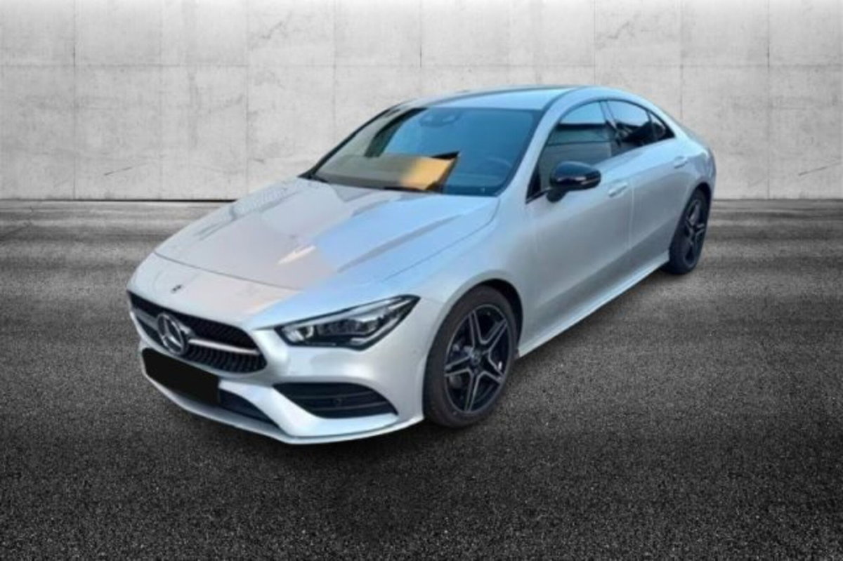 Mercedes-Benz CLA 200 Automatic Premium