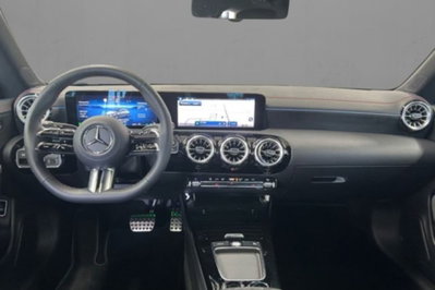 Mercedes-Benz CLA Shooting Brake 180 AMG Line Advanced Plus auto (6)