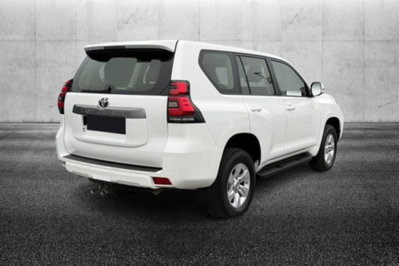 Toyota Land Cruiser 5p 2.8 d-4d Executive auto (3)