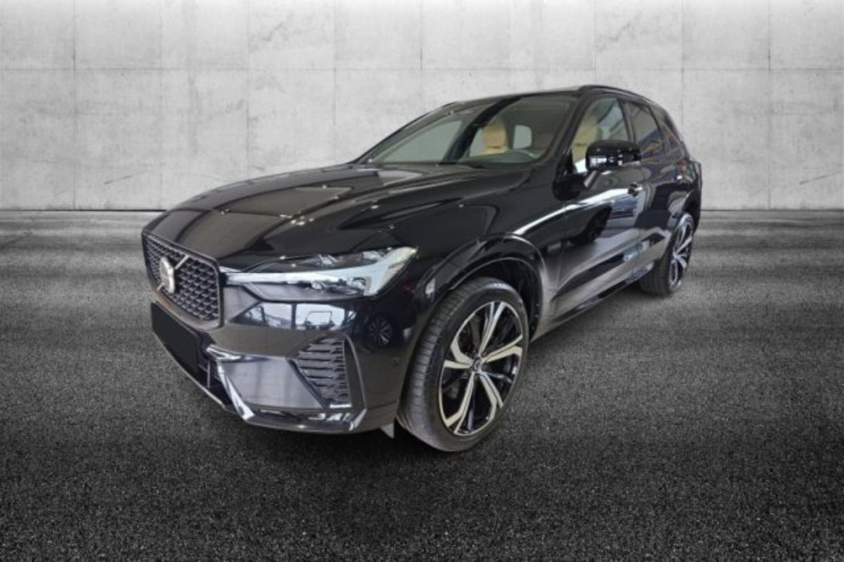 Volvo XC60 B5 (d) AWD automatico Ultimate Dark