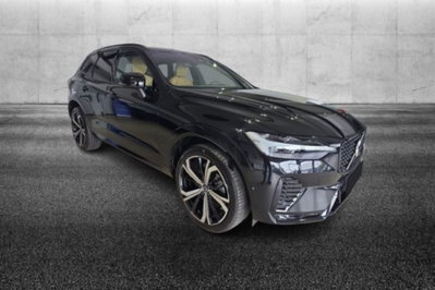 Volvo XC60 B5 (d) AWD automatico Ultimate Dark (2)