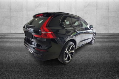 Volvo XC60 B5 (d) AWD automatico Ultimate Dark (3)