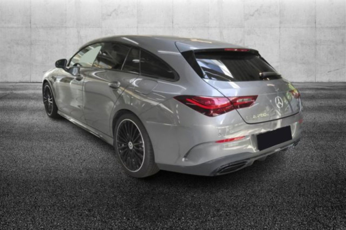 Mercedes-Benz CLA Shooting Brake 200 d AMG Line Premium Plus auto (3)
