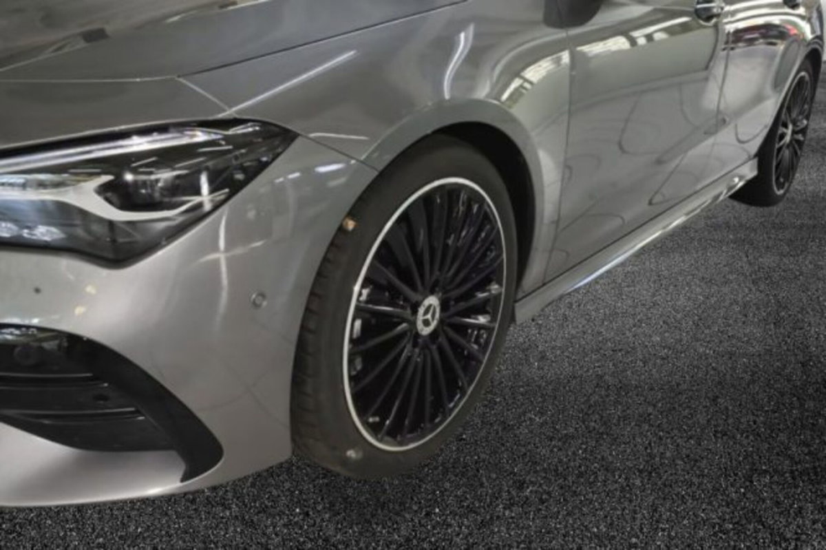 Mercedes-Benz CLA Shooting Brake 200 d AMG Line Premium Plus auto (5)