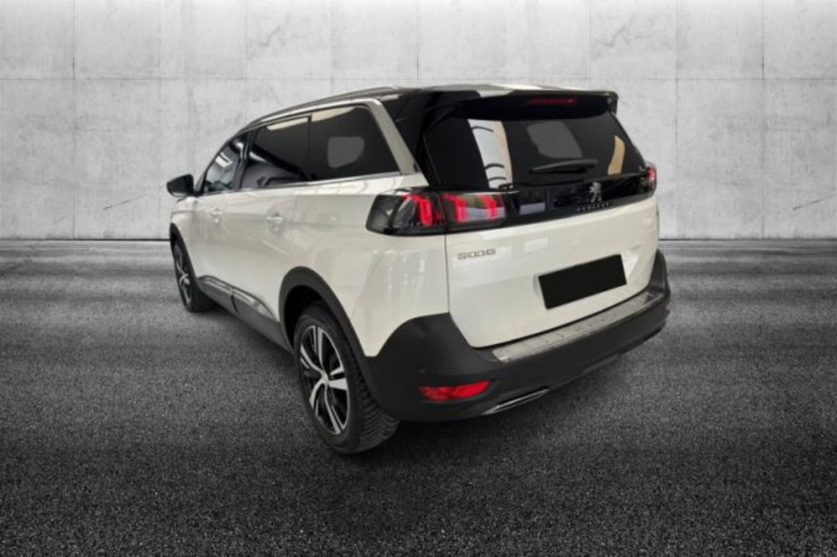 Peugeot 5008 1.5 bluehdi GT s&s 130cv eat8 (4)