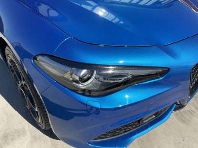 Alfa Romeo Giulia 2.0 Turbo 280 CV AT8 AWD Q4 Veloce (4)