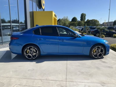 Alfa Romeo Giulia 2.0 Turbo 280 CV AT8 AWD Q4 Veloce (5)