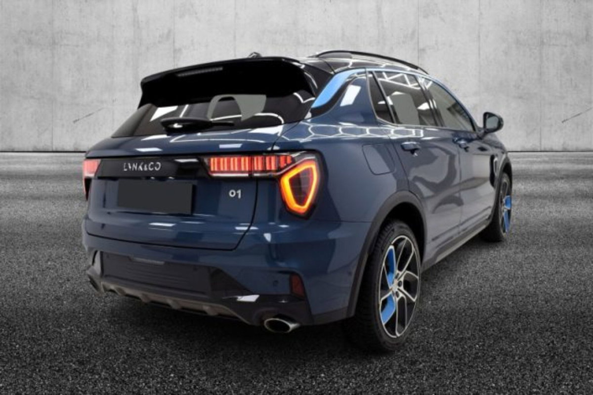 Lynk & Co 01 01 1.5 td phev (4)