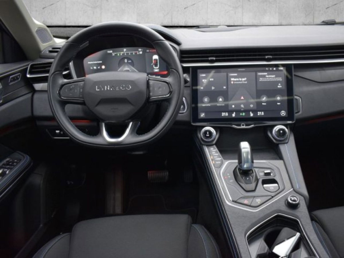 Lynk & Co 01 01 1.5 td phev (8)