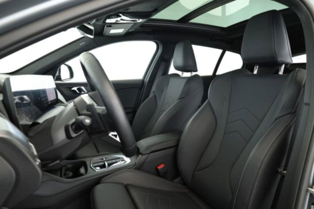 BMW Serie 1 120 48V MSport Pro auto (4)
