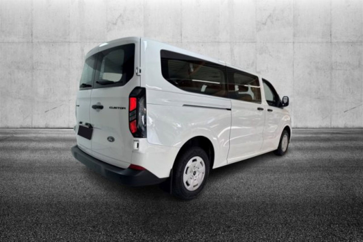 Ford Transit Custom Furgone 320 2.0 ecoblue 136cv Trend L1H1 A8 (2)