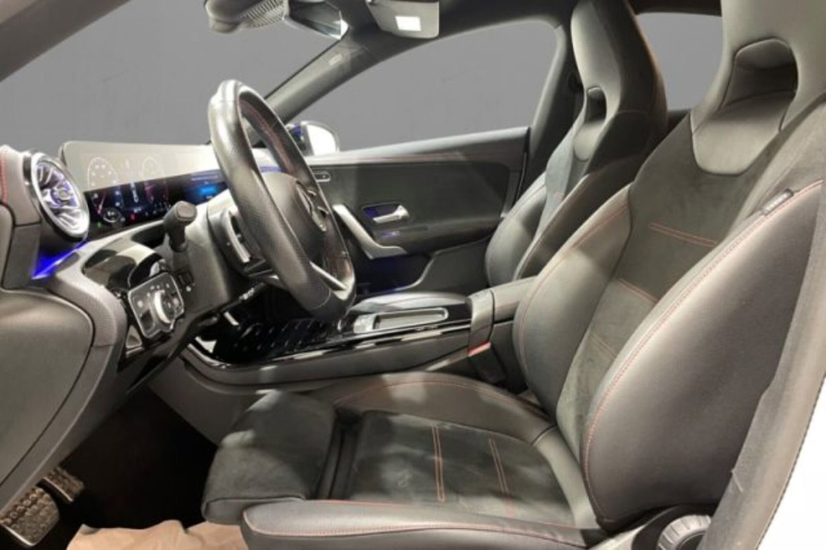 Mercedes-Benz CLA 200 d Automatic Premium (6)