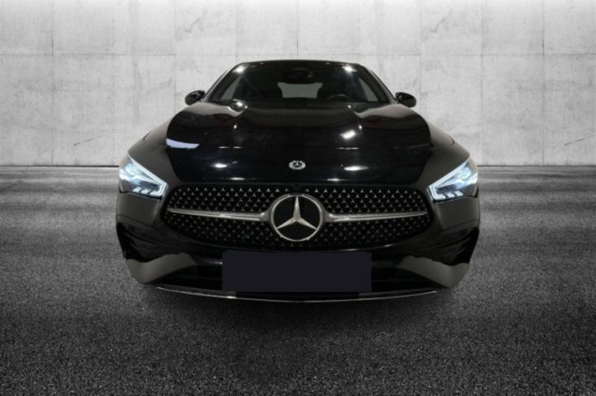 Mercedes-Benz CLA 200 d Automatic Executive (4)