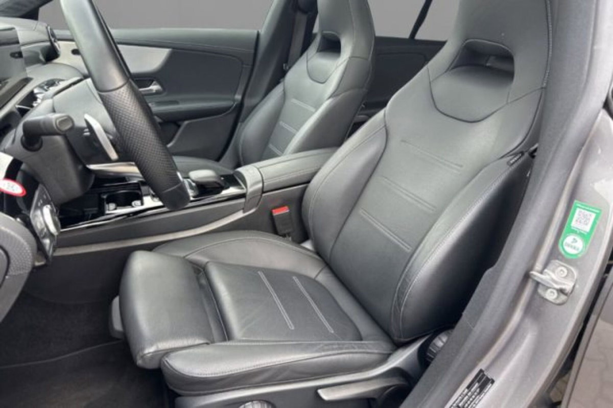 Mercedes-Benz CLA Shooting Brake 200 d Automatic 4Matic Shooting Brake Premium (6)