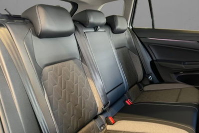 Volkswagen Golf Variant 2.0 TDI 150 CV DSG SCR R-Line (6)