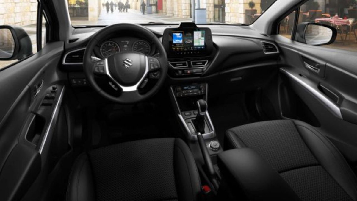 Suzuki S-Cross 1.4h Starview Kuro 4wd allgrip 110cv at (8)