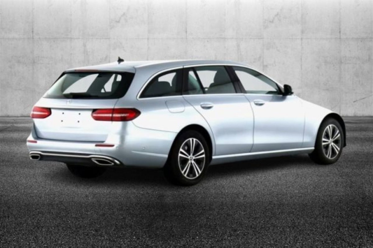 Mercedes-Benz Classe E Station Wagon 220 d Mild hybrid Auto Sport (2)