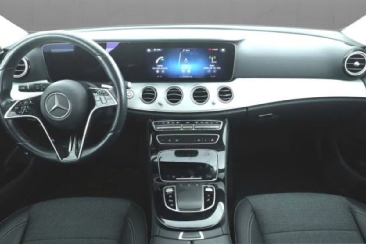 Mercedes-Benz Classe E Station Wagon 220 d Mild hybrid Auto Sport (5)