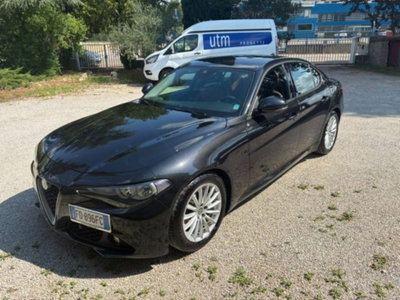Alfa Romeo Giulia 2.2 Turbodiesel 180 CV AT8 Super usata