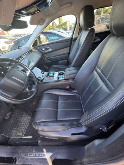Land Rover Range Rover Velar 2.0D I4 240 CV SE (7)