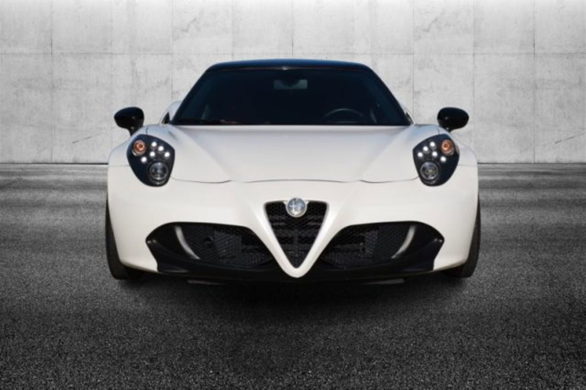 Alfa Romeo 4C Coupé 4C 1750 TBi (3)