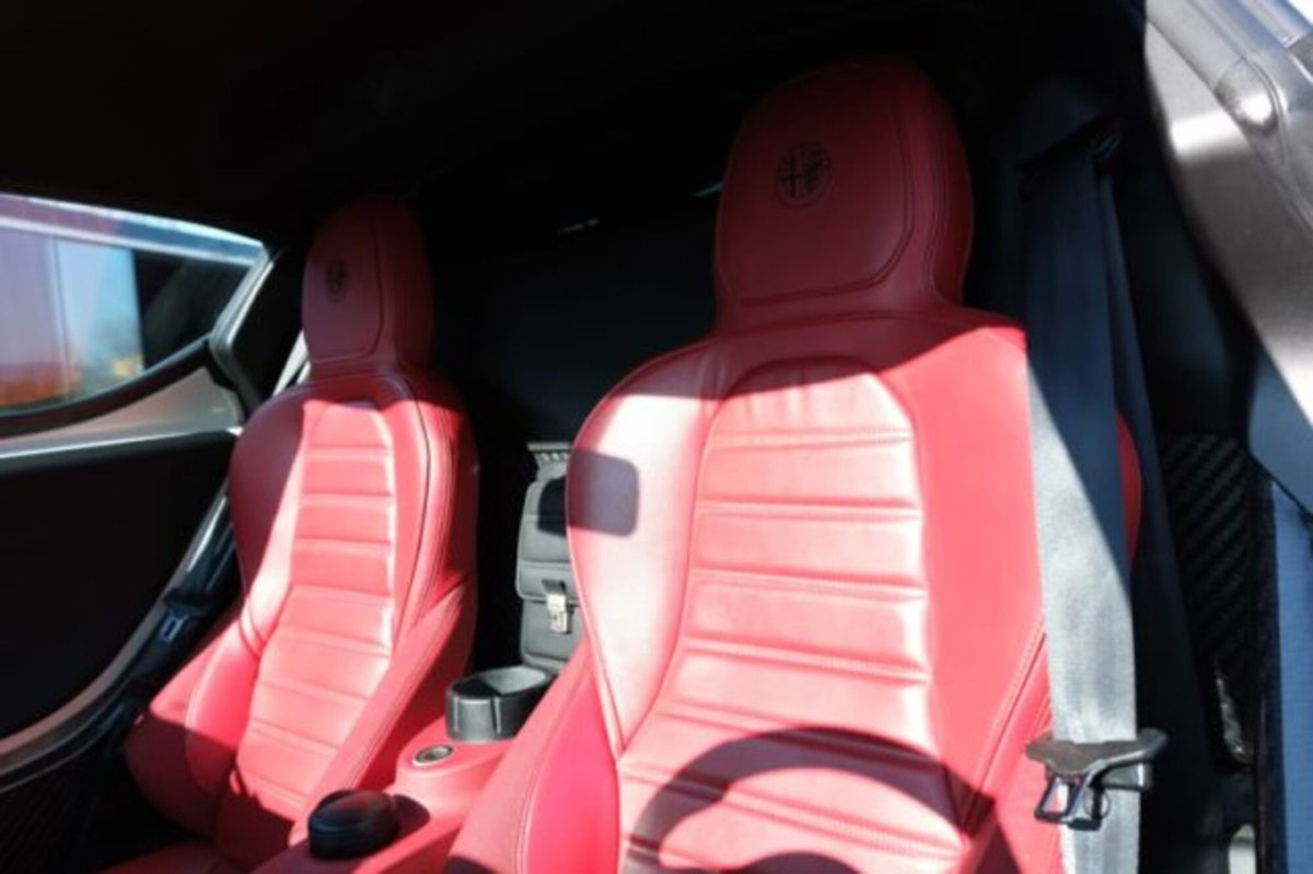 Alfa Romeo 4C Coupé 4C 1750 TBi (7)