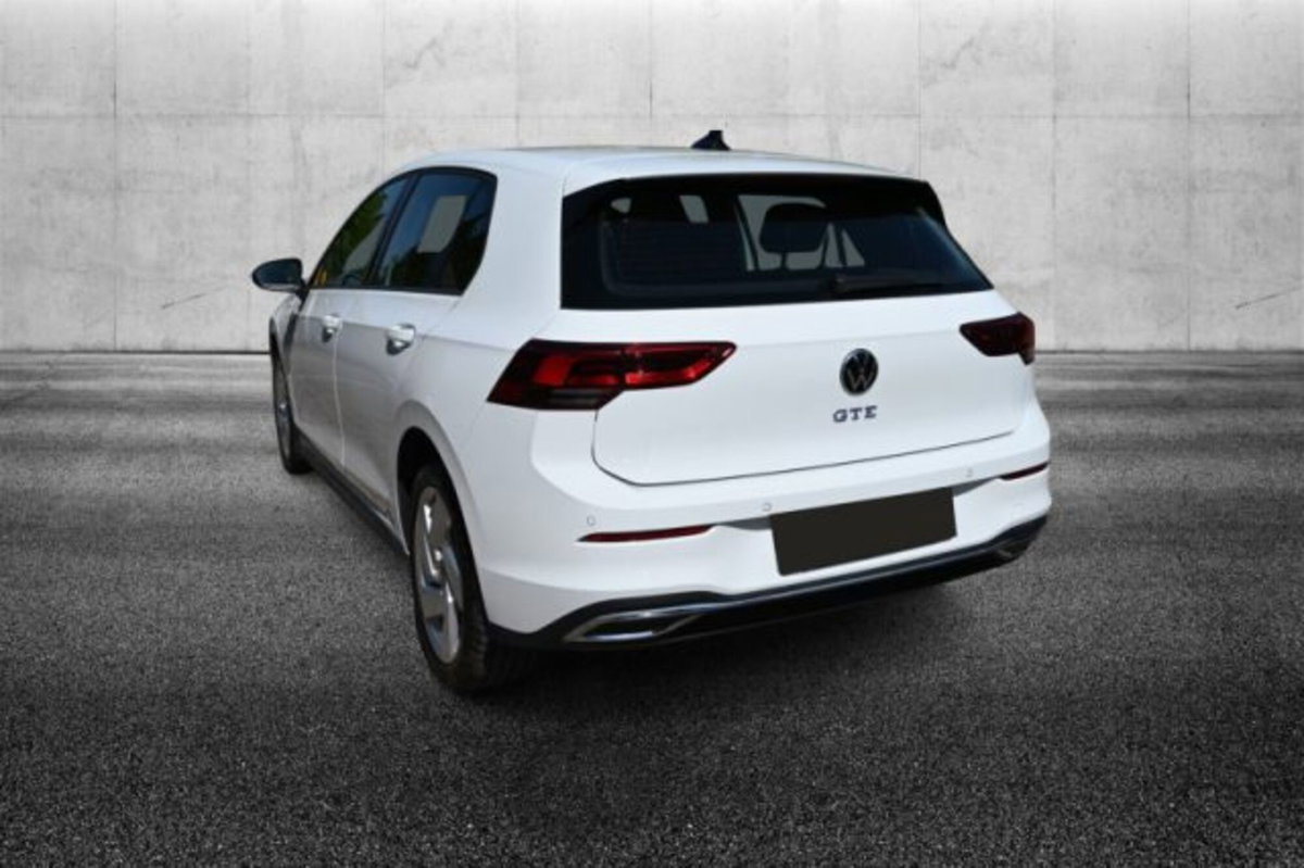Volkswagen Golf 1.4 GTE DSG Plug-In Hybrid (2)